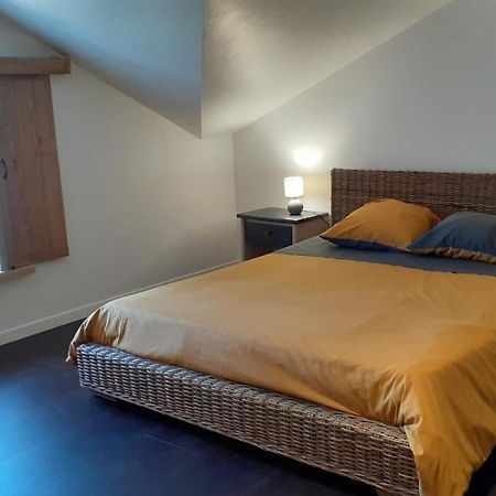 Grande Chambre D'Hote Les Chats-Pitres Bed & Breakfast La Rochette  Ngoại thất bức ảnh