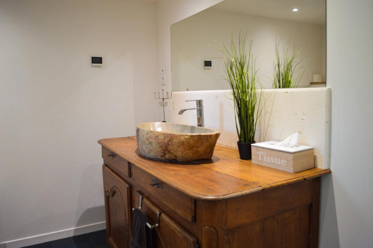 Grande Chambre D'Hote Les Chats-Pitres Bed & Breakfast La Rochette  Ngoại thất bức ảnh